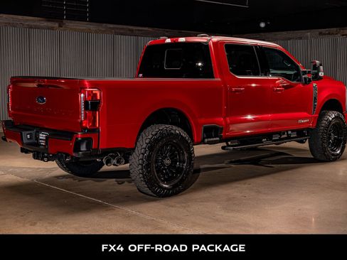 Used 2024 Ford F250 XLT w/ XLT Premium Package image 10