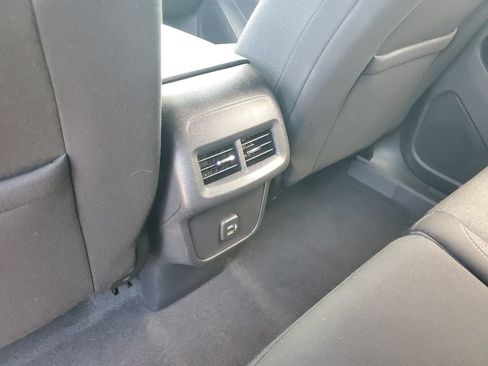 Used 2020 Chevrolet Equinox LT FWD image 14