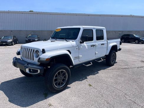 Used 2020 Jeep Gladiator Overland w/ Popular Equipment Package AWD/4WD image 7