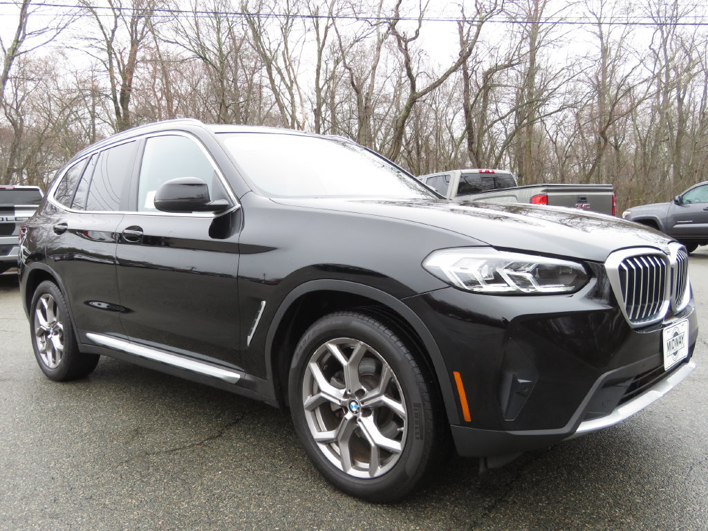 Used 2023 BMW X3 xDrive30i w/ Convenience Package w/ZPA AWD/4WD image 3