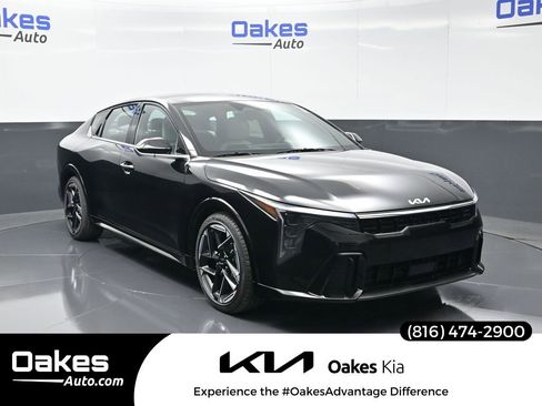 New 2026 Kia K4 GT-Line image 1