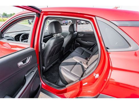 Used 2021 Hyundai Kona Limited image 24