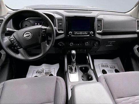 Certified 2024 Nissan Frontier SV w/ Hardbody Edition image 17