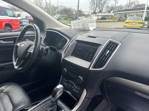 Used 2015 Ford Edge SEL w/ Equipment Group 201A image 34