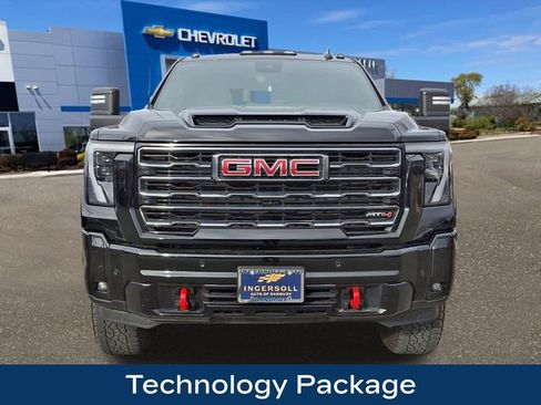 Used 2025 GMC Sierra 2500 AT4 w/ AT4 Premium Plus Package image 3