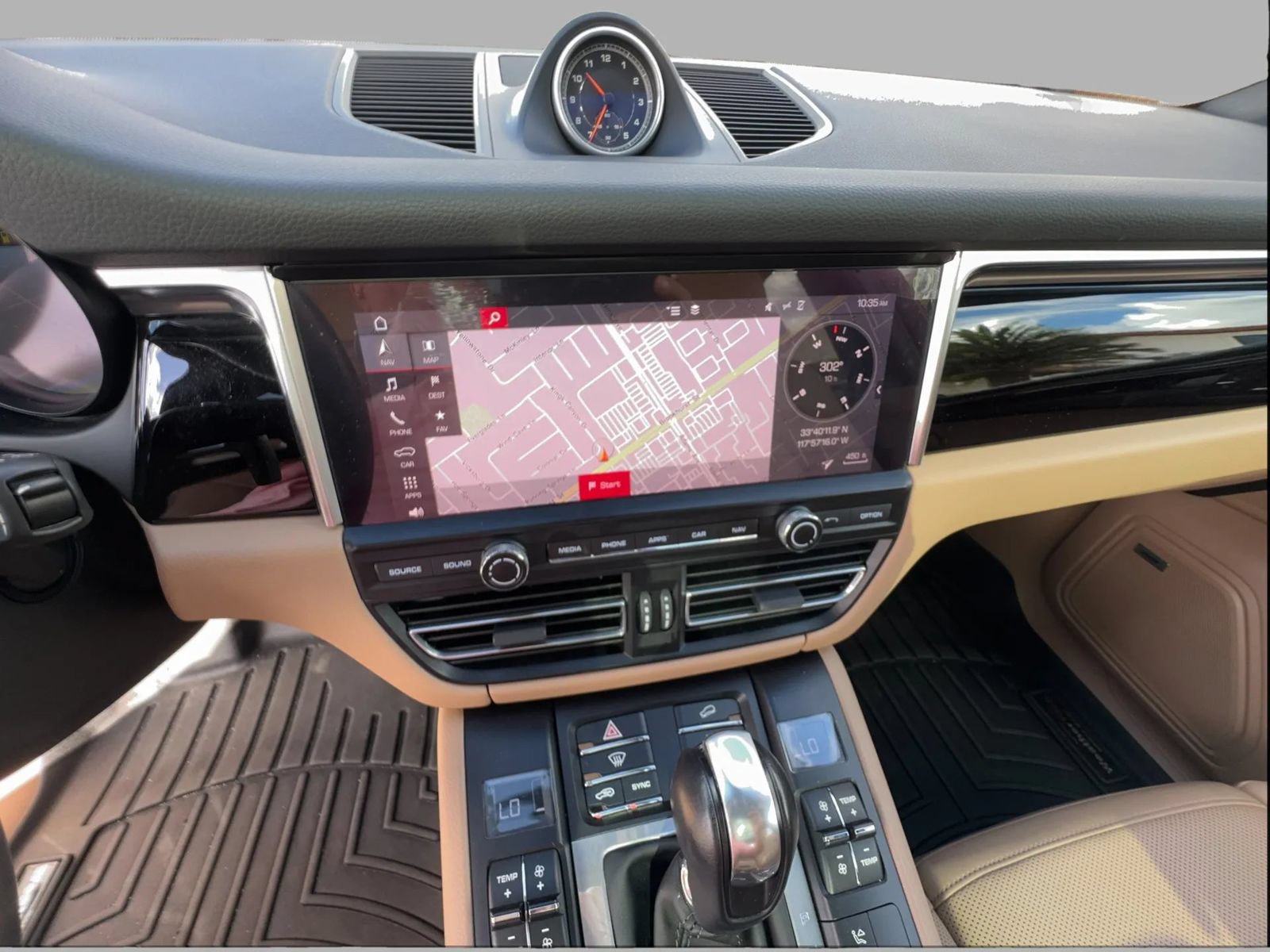 Used 2019 Porsche Macan AWD/4WD image 22