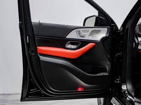 Used 2025 Mercedes-Benz GLE 53 AMG 4MATIC Coupe image 89