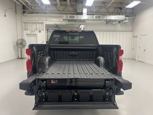New 2026 Chevrolet Silverado 1500 High Country AWD/4WD image 18