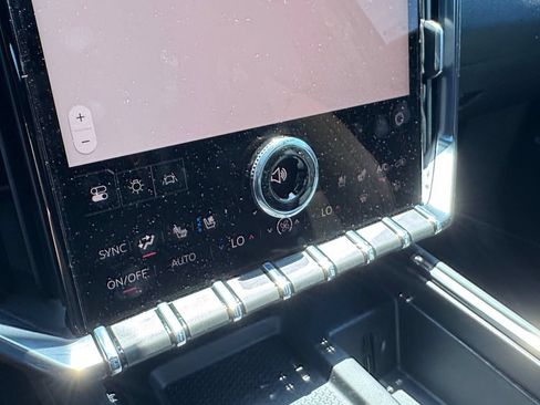 New 2026 GMC Acadia AT4 w/ Luxury Package AWD/4WD image 27