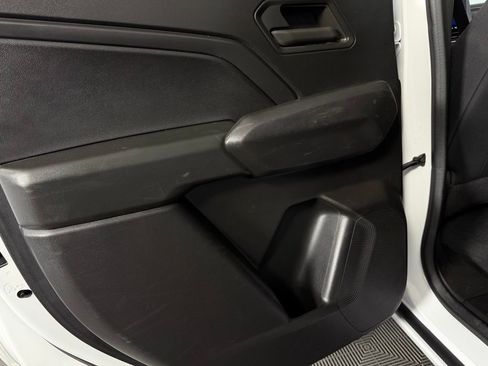 Used 2023 Chevrolet Colorado W/T RWD image 25