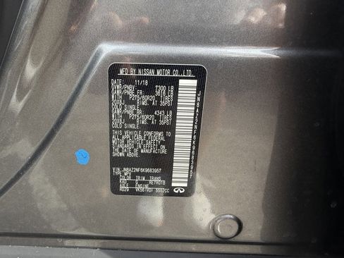 Used 2019 INFINITI QX80 Luxe w/ All-Season Package image 34