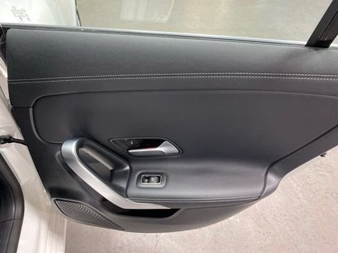 Used 2025 Mercedes-Benz CLA 250 4MATIC image 21
