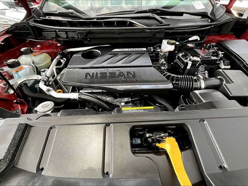 Certified 2024 Nissan Rogue SL FWD image 31