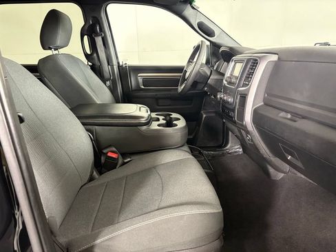 Used 2024 RAM 1500 Warlock AWD/4WD image 14