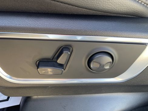 Used 2025 RAM 1500 Laramie w/ Laramie Southwest Edition image 40