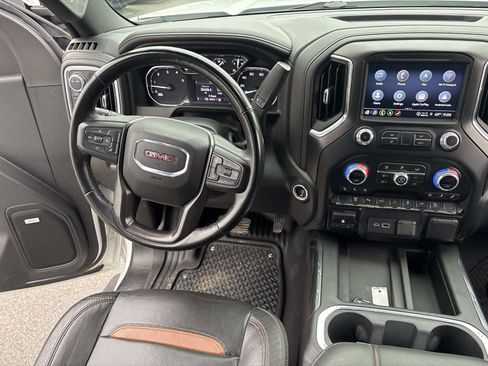 Certified 2023 GMC Sierra 2500 AT4 w/ AT4 Preferred Package image 28