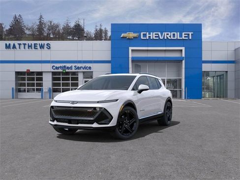 New 2025 Chevrolet Equinox EV RS image 8