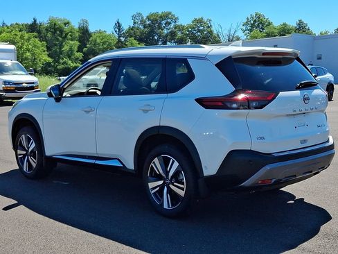 Certified 2023 Nissan Rogue SL w/ SL Premium Package AWD/4WD image 4