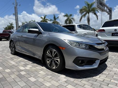 Used 2018 Honda Civic EX-T image 1
