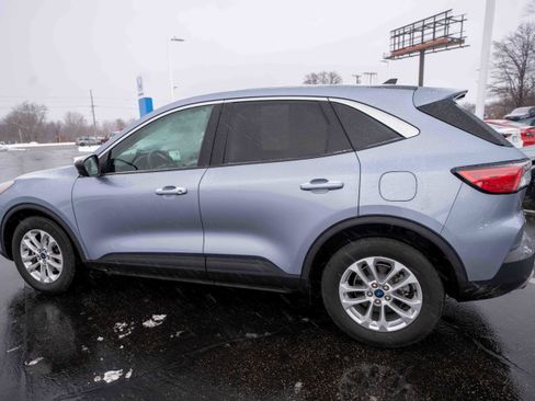 Used 2022 Ford Escape SE w/ Convenience Package image 4