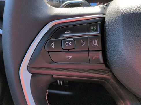 Certified 2023 Jeep Grand Cherokee Altitude AWD/4WD image 23