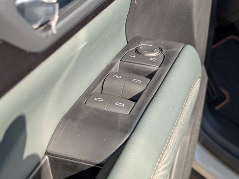 New 2026 GMC Terrain AT4 w/ Convenience Package III image 16