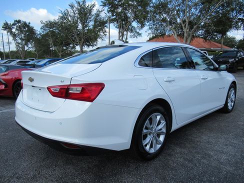 Used 2025 Chevrolet Malibu LT FWD image 6