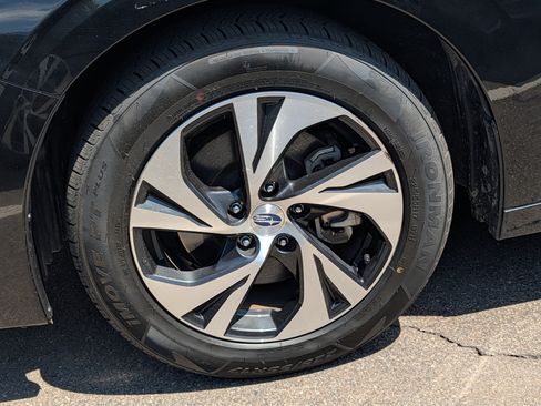 Used 2025 Subaru Legacy Premium AWD/4WD image 15