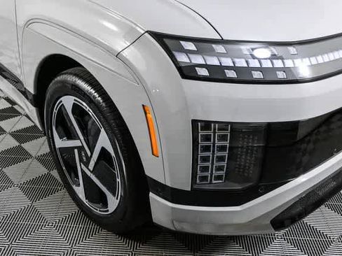 New 2026 Hyundai Ioniq 9 Calligraphy image 24