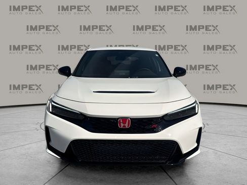 Used 2025 Honda Civic Type R image 8