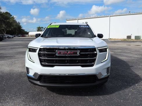 Used 2024 GMC Acadia Elevation w/ LPO, Floor Liner Package FWD image 9