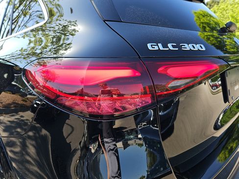 Certified 2026 Mercedes-Benz GLC 300 4MATIC image 36