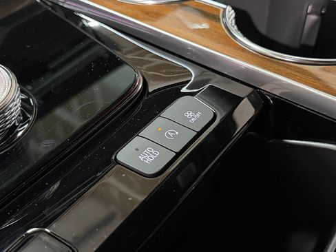 New 2026 Cadillac Escalade Platinum Sport AWD/4WD image 22