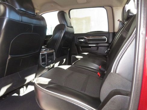 Used 2019 RAM 2500 Laramie AWD/4WD image 29