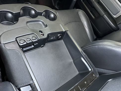 Used 2017 RAM 2500 Power Wagon w/ Leather & Luxury Group image 47