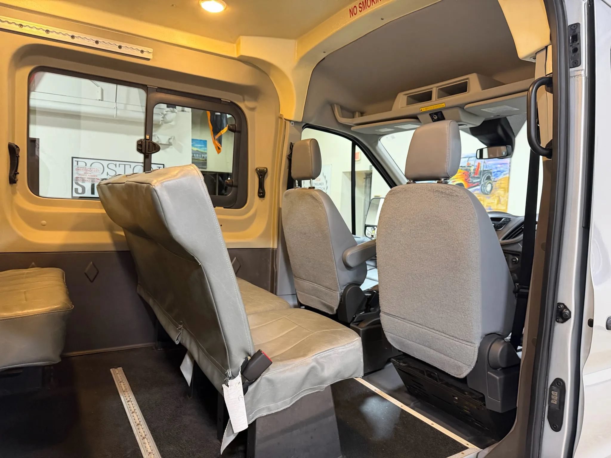Used 2015 Ford Transit 250 148 Medium Roof RWD image 30