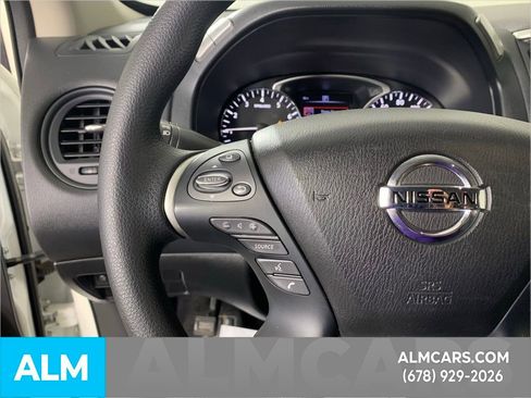 Used 2020 Nissan Pathfinder S image 21