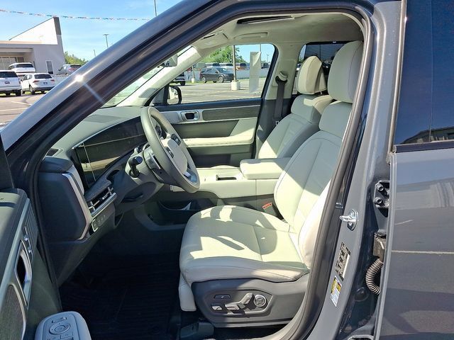 Used 2025 Hyundai Santa Fe Calligraphy AWD/4WD image 10