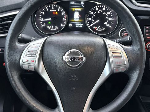 Used 2015 Nissan Rogue SV w/ SV Premium Package AWD/4WD image 11