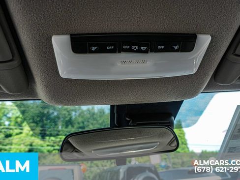 Used 2024 Nissan Versa SV FWD image 32