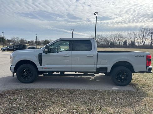 New 2026 Ford F250 Lariat w/ Black Appearance Package image 16