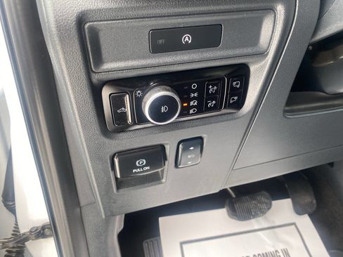 Used 2025 Ford F150 Lariat image 25