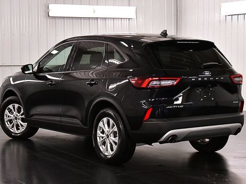 Used 2025 Ford Escape Active AWD/4WD image 5
