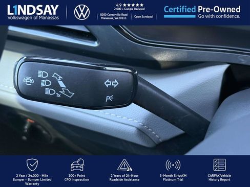 Certified 2022 Volkswagen Taos SEL w/ Panoramic Sunroof Package image 23