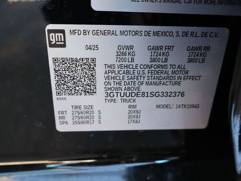 Used 2025 GMC Sierra 1500 SLT w/ SLT Premium Plus Package image 53