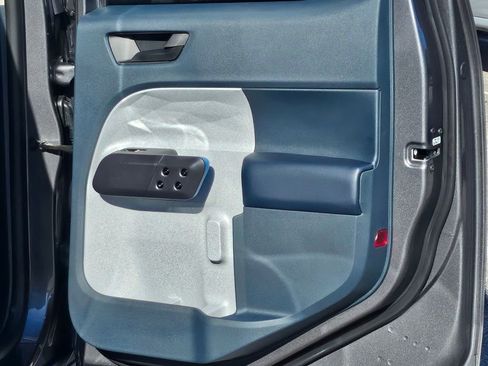 New 2026 Ford Maverick XLT w/ XLT Luxury Package image 32