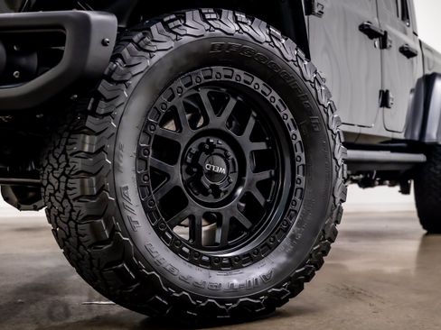 Used 2021 Jeep Gladiator Rubicon AWD/4WD image 29