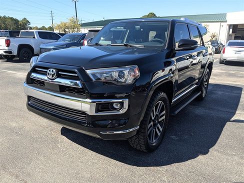Used 2021 Toyota 4Runner Limited image 8