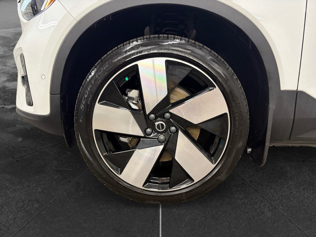 Used 2023 Volvo XC40 Recharge Ultimate w/ Protection Package Premier AWD/4WD image 32