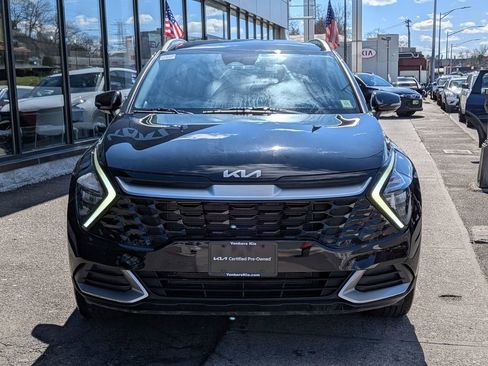 Certified 2023 Kia Sportage EX image 3